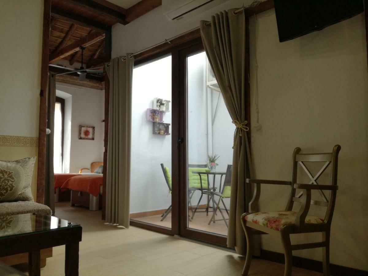 La Buhardilla De Mesones ,Vicent Suite Granada Exterior photo